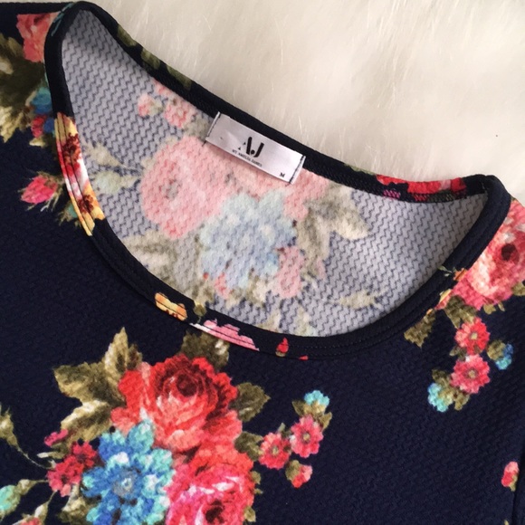 Amelia James Dresses & Skirts - Amelia James Dress